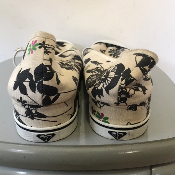 Roxy elastic strap slip on shoes - Picture 5 of 8